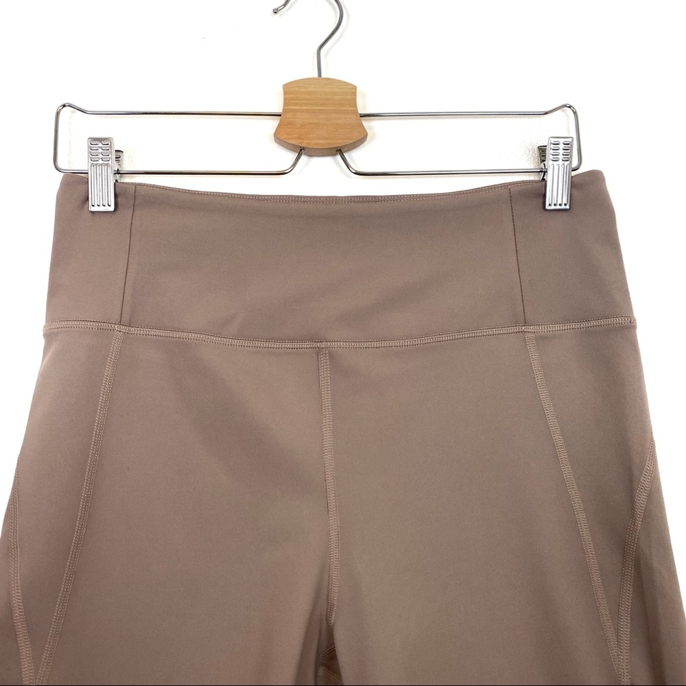 Girlfriend Collective | High Rise Biker Shorts in Limestone Size XL - Picture 3 of 12